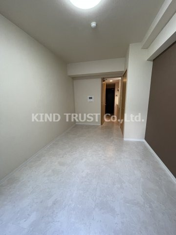 エイペックス天神橋Iの寝室|広くて明るい寝室