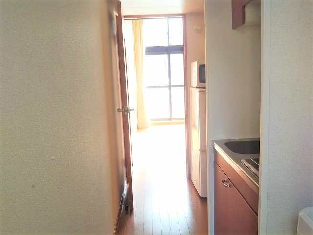 レオパレスエスペランサの玄関