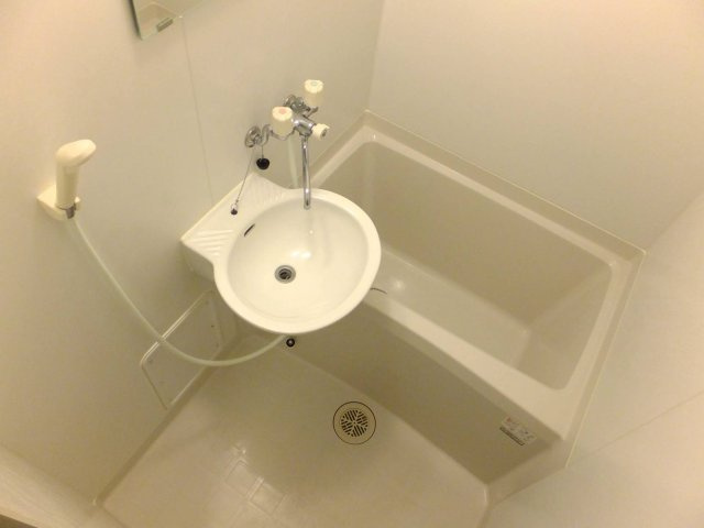 レオパレスエスペランサの浴室