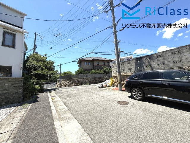 中古戸建　神戸市灘区篠原北町２丁目1の前面道路含む現地写真|前面道路含む現地写真です