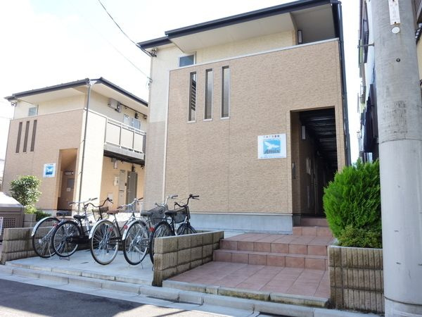 ＴＭＴ弐番館のエントランス