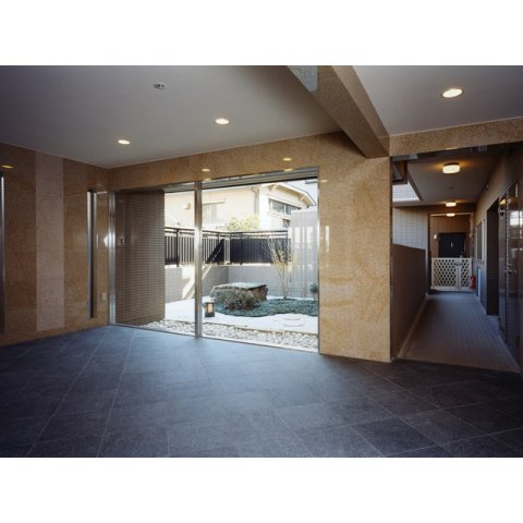 帝塚山松寿庵のロビー