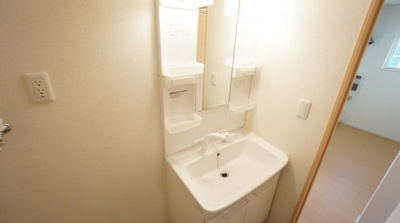 【独立洗面台】 | プラシードつくばＢ | 反転です