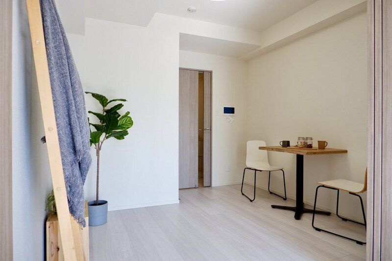 ONE ROOF RESIDENCE KIBA WESTの居間・リビング