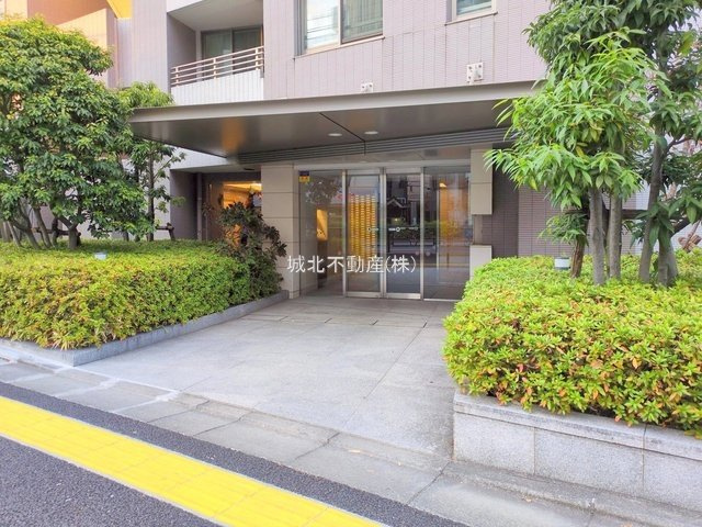 クラッシィハウス浜田山のエントランス