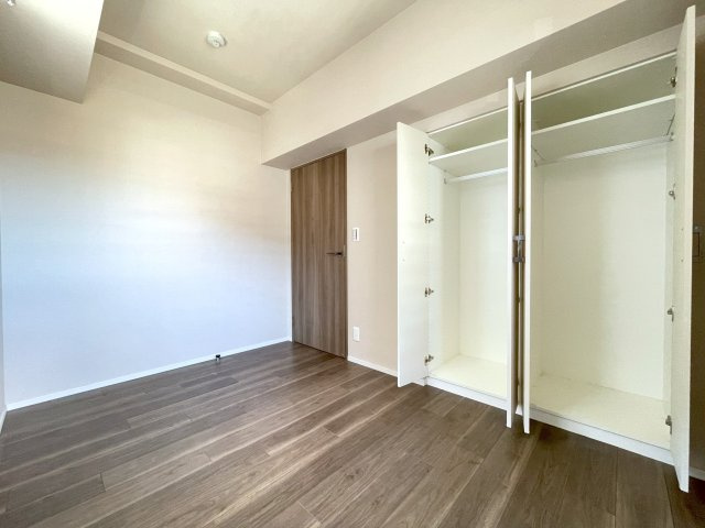 プレミスト京都西院の洋室|北東側洋室4.5帖