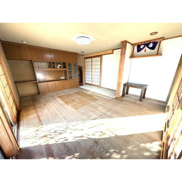湯河原町　若草山分譲地の居間・リビング