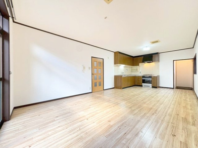 【居間・リビング】 | 箕面市小野原東6丁目貸家