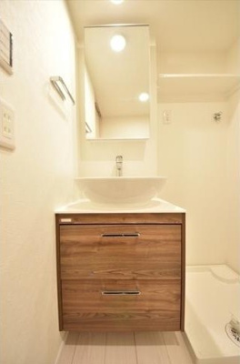 【独立洗面台】 | CASA PIAZZA中野松が丘 | 嬉しい独立洗面台付き。