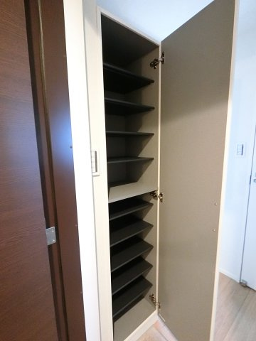 YURION蘇我の収納