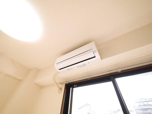 レフィナード・ラ・シャレー生駒の設備|エアコン