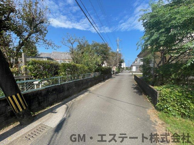 宮崎市高洲町　土地の前面道路含む現地写真
