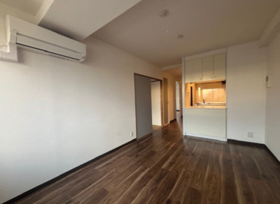 【居間・リビング】 | ウィスタリアガーデン