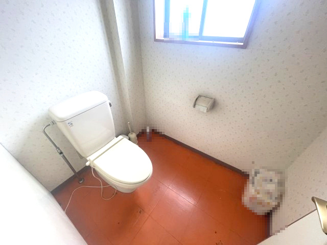 高島市新旭町饗庭倉庫工場のトイレ|２階