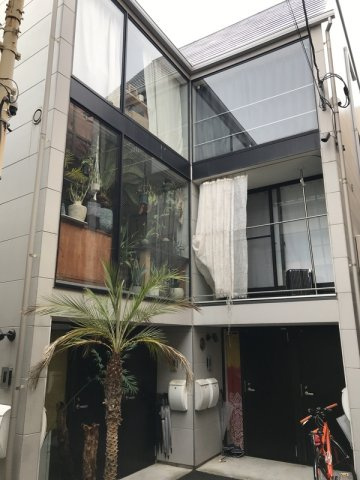 ハウス・ホンマチ