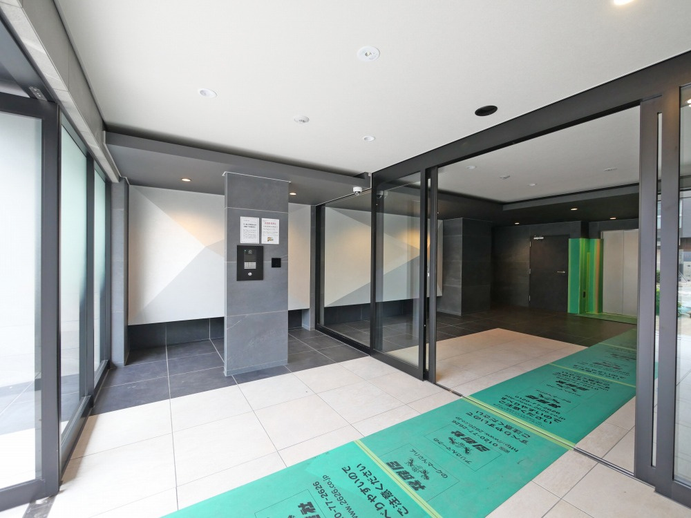 プレサンス大正エミナンスのロビー