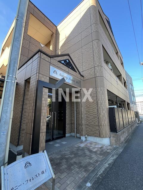 横浜市磯子区森２丁目の賃貸マンションの外観