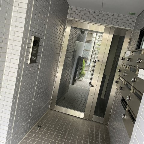 メゾンリンクス2のエントランス