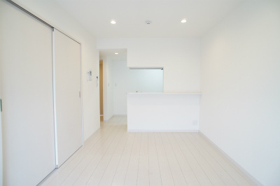 さいたま市緑区大字三室のアパートの居間・リビング