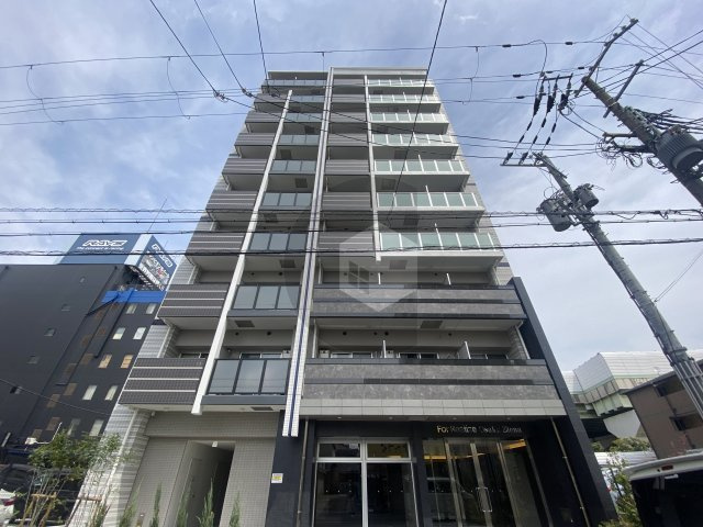 フォーリアライズ大阪エレナの外観