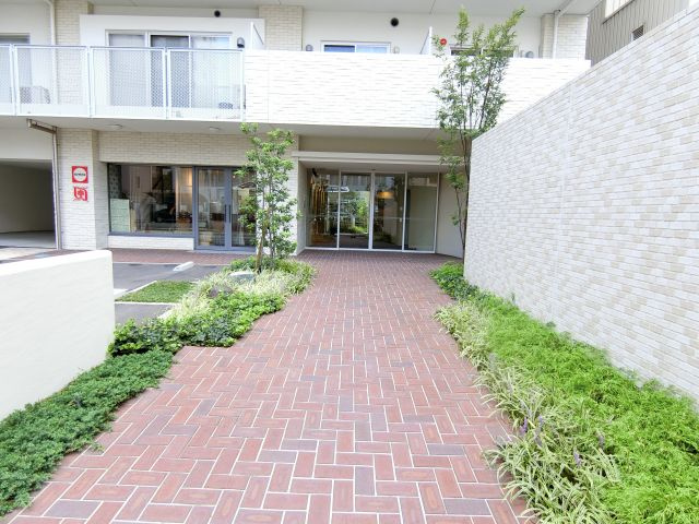 リンデンプラザ心斎橋のエントランス