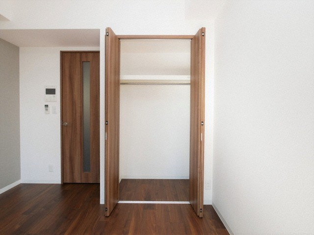 ＨＲフロントリーガル難波ＷＥＳＴの収納