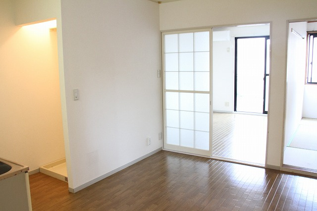 シャトレーSHIMIZUの居間・リビング