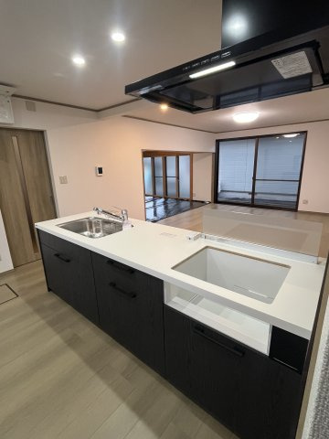 鶴岡市青柳町のキッチン