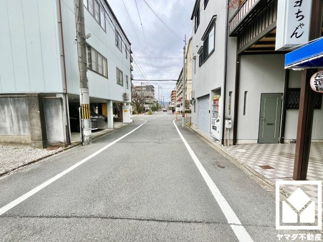 南区西九条唐戸町の前面道路含む現地写真