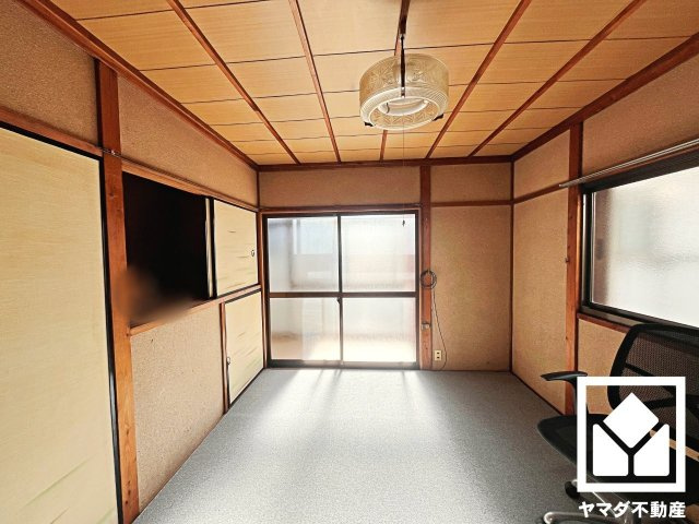 南区西九条唐戸町の洋室