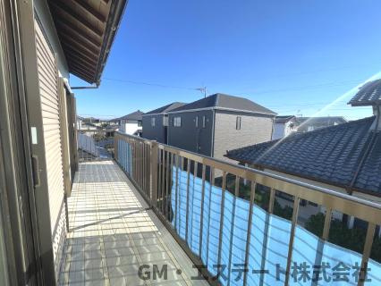 宮崎市大字赤江飛江田　中古住宅のバルコニー