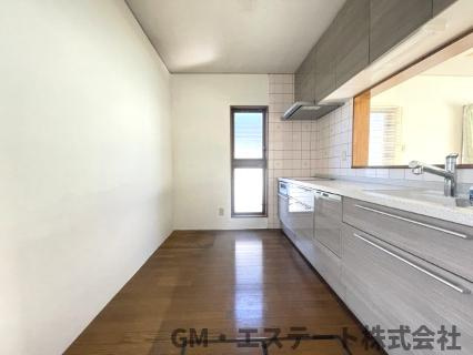 宮崎市大字赤江飛江田　中古住宅のキッチン