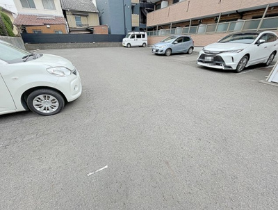 【駐車場】 | アイリス・コート【名古屋市賃貸・オートロック付】