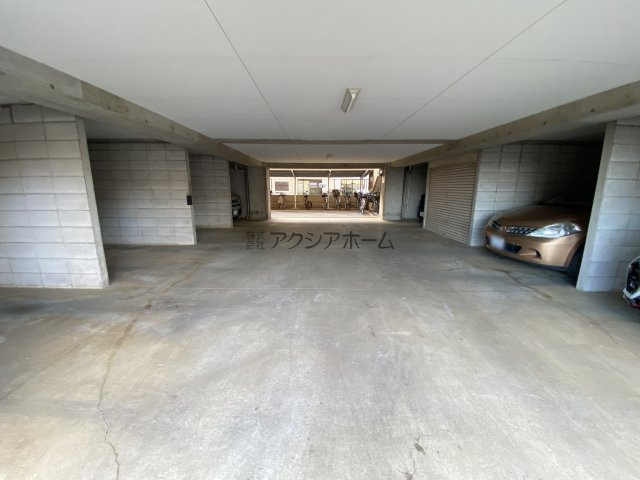 ロイヤルステージ東所沢Ⅱの駐車場