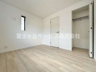 【子供部屋】 | 島田市金谷東2丁目 9期 新築一戸建て 3号棟 | 子供部屋としても使える洋室です