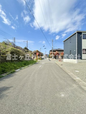 【前面道路含む現地写真】 | 島田市金谷東2丁目 9期 新築一戸建て 3号棟 | 前面道路含む現地写真です