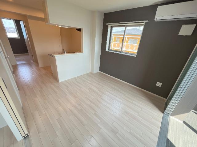 仮）取手市本郷４丁目新築アパートの居間・リビング|リビング（イメージ）