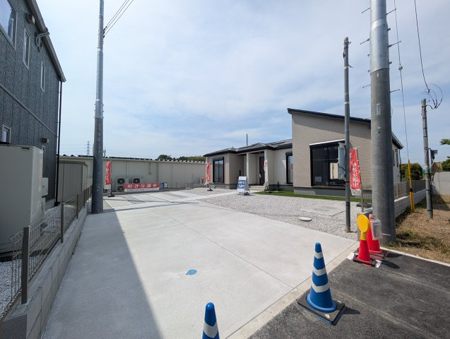 【前面道路含む現地写真】 | グラファーレ榛東村新井ー①