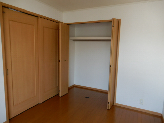 サン・フェルメール壱番館の収納