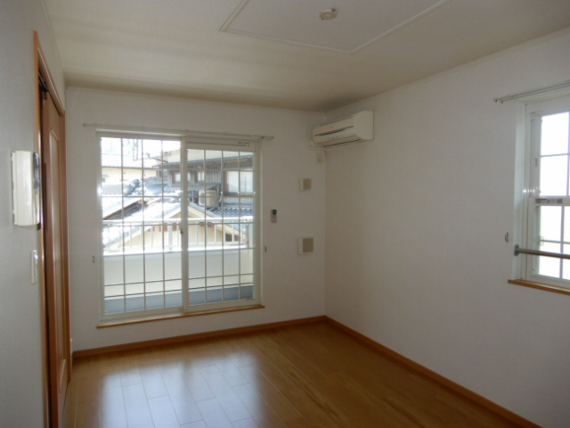 サン・フェルメール壱番館の居間・リビング