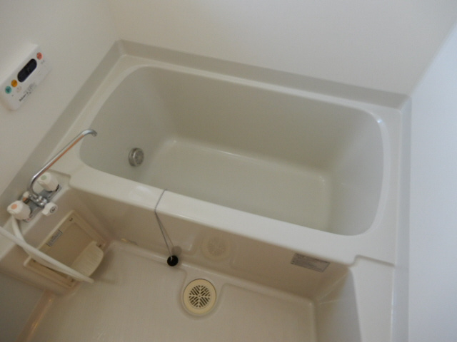 サン・フェルメール壱番館の浴室