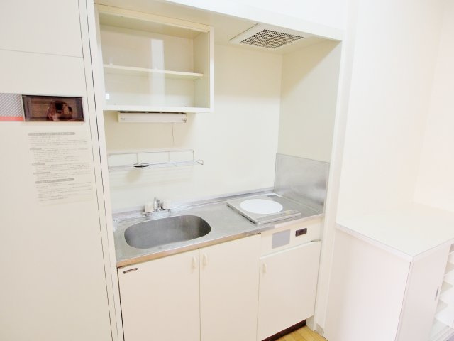 岸保ビルのキッチン