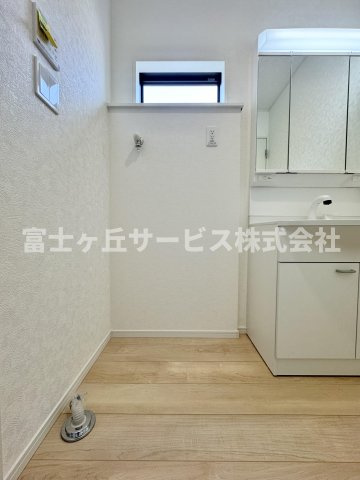 【ランドリースペース】 | 島田市金谷東2丁目 9期 新築一戸建て 4号棟 | 洗濯機置き場です