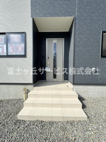 【エントランス】 | 島田市金谷東2丁目 9期 新築一戸建て 4号棟 | エントランスです