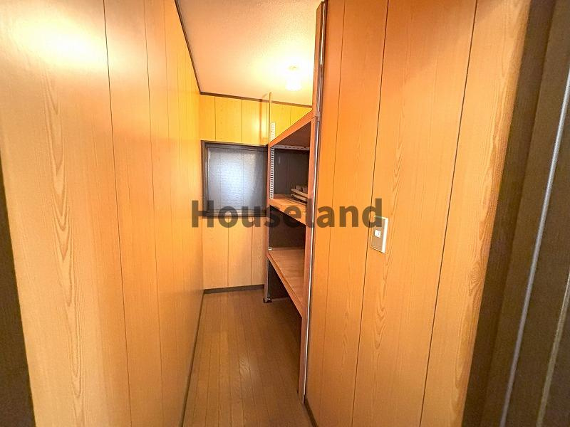 上野戸建の収納