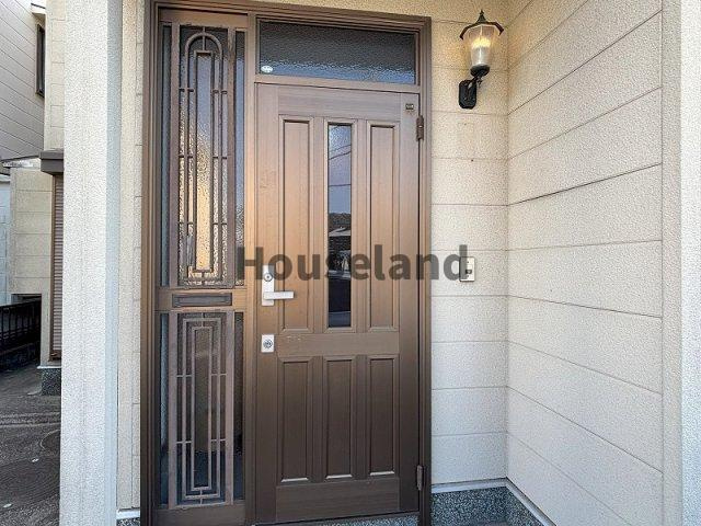 上野戸建のエントランス