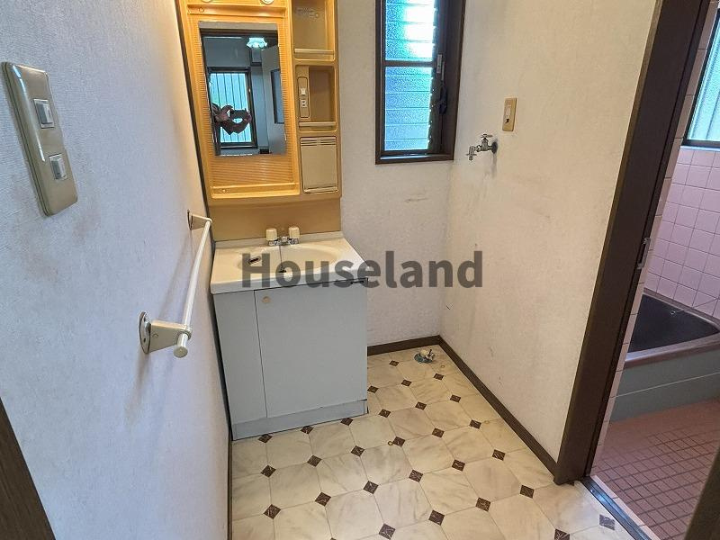 上野戸建の浴室