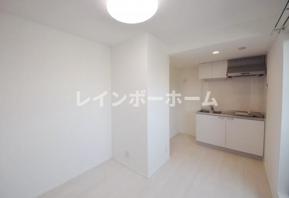 LAUREL宝町の内装