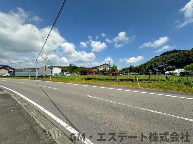 国富町大字三名　土地の前面道路含む現地写真