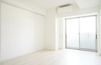 【居間・リビング】 | リージア中野新橋 | 7.1帖の洋室。